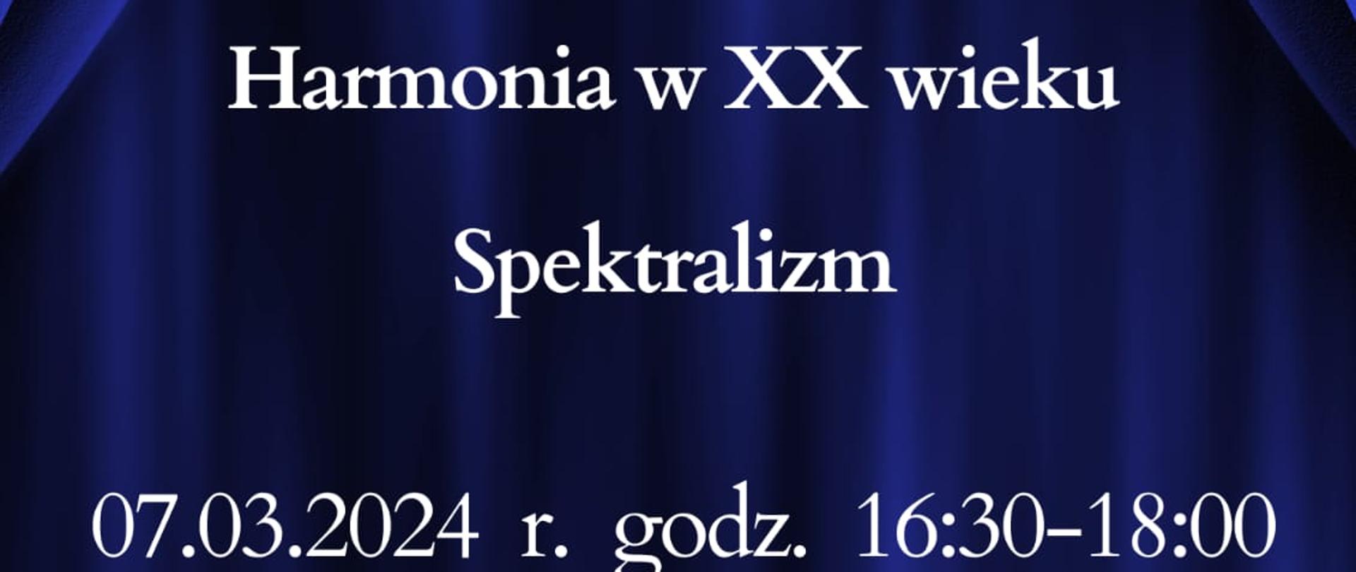 na granatowym tle imitującym kurtynę białe napisy, u góry logo szkoły, na dole po lewej stronie biała graficzna ilustracja klucza wiolinowego, który płynnie przechodzi w klawiaturę fortepianu.