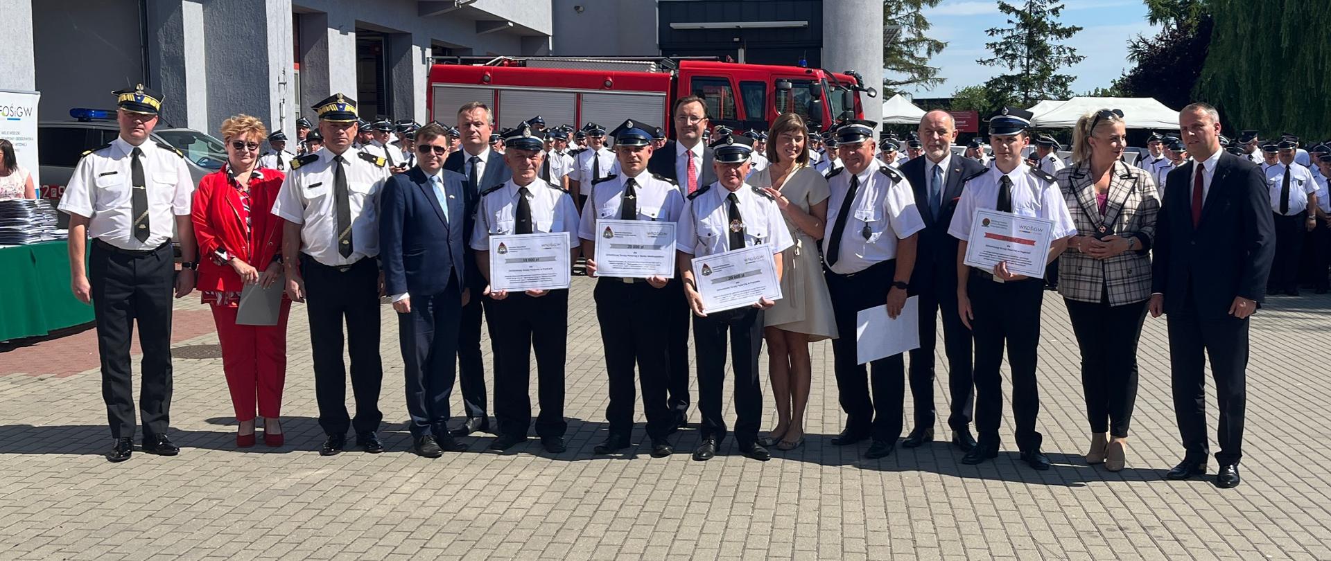 UROCZYSTE WRĘCZENIE PROMES DLA JEDNOSTEK PSP I OSP