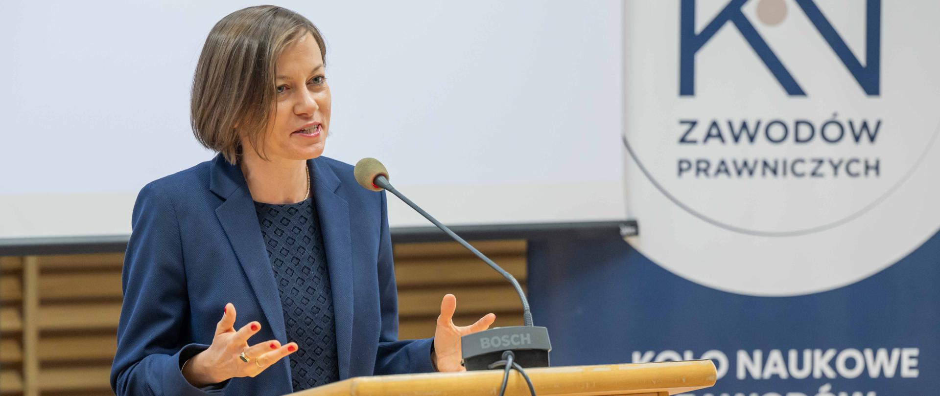 Ogólnopolska konferencja naukowa „Nowe regulacje z zakresu prawa osobowego i rodzinnego - społeczny wymiar pomocy prawnej”.