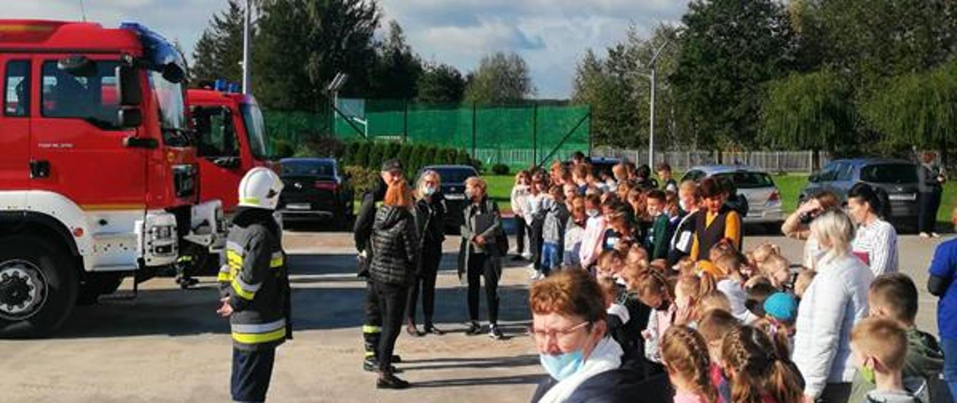 Próbna ewakuacje oraz akcja „Kręci mnie bezpieczeństwo…” w Publicznej Szkole Podstawowej w Strzegomiu