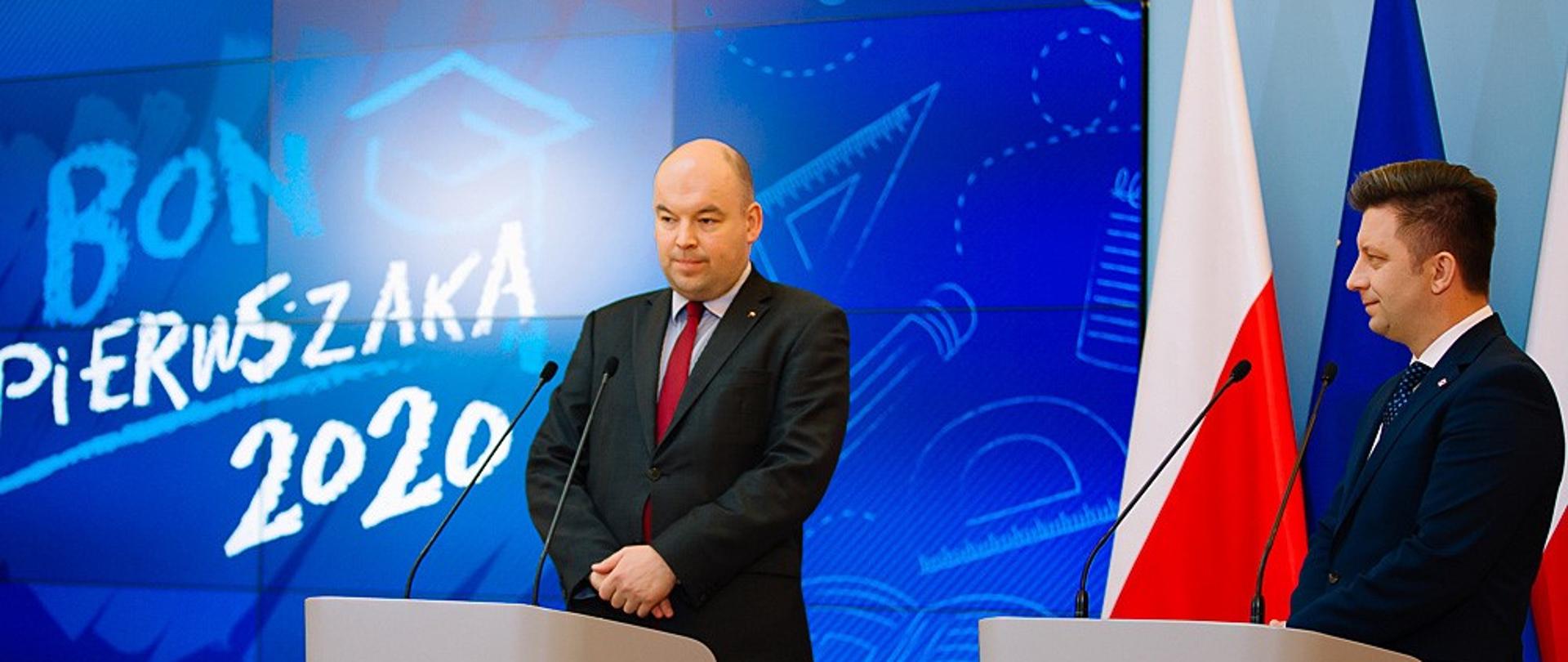 Jan Dziedziczak i Michał Dworczyk podczas konferencji.