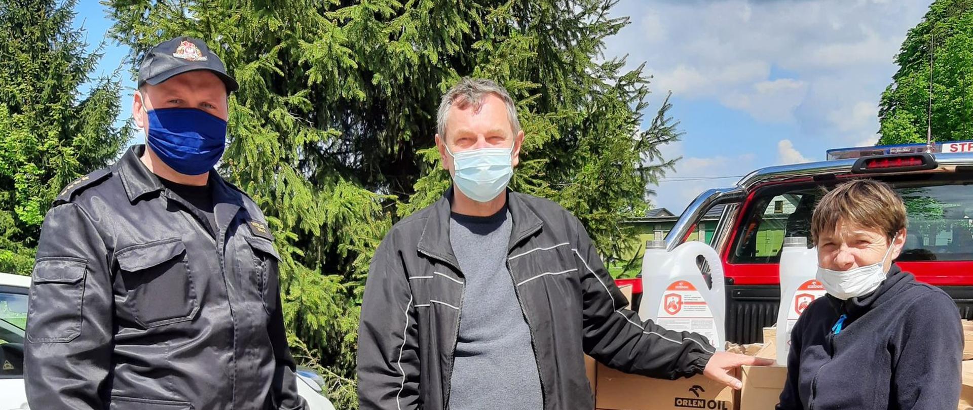 DYSTRYBUCJA ŚRODKÓW OCHRONY INDYWIDUALNEJ DO PLACÓWEK OŚWIATOWYCH W POWIECIE PIŃCZOWSKIM 