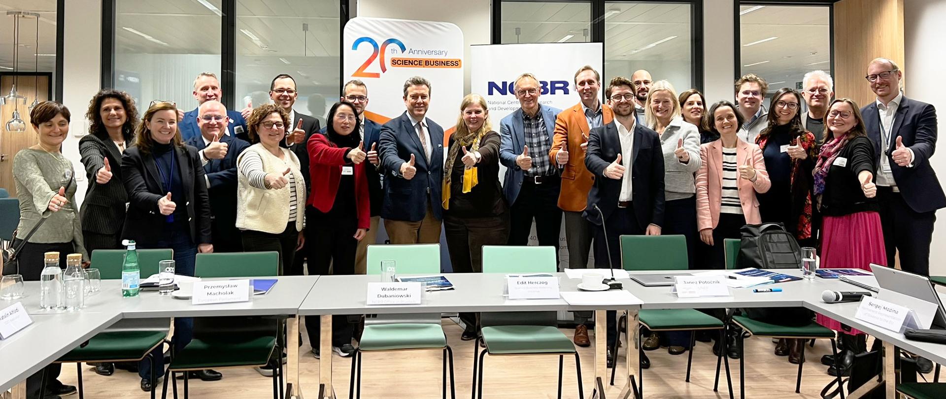 Ekspercka debata z Science|Business: jak przyspieszyć postęp w kierunku piątej wolności dla badań i innowacji?