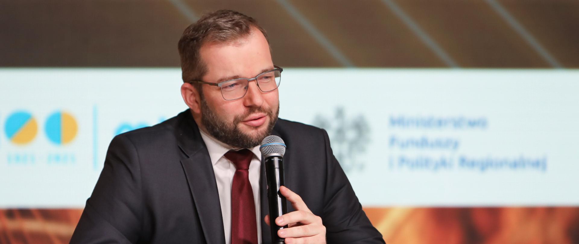 Minister Grzegorz Puda