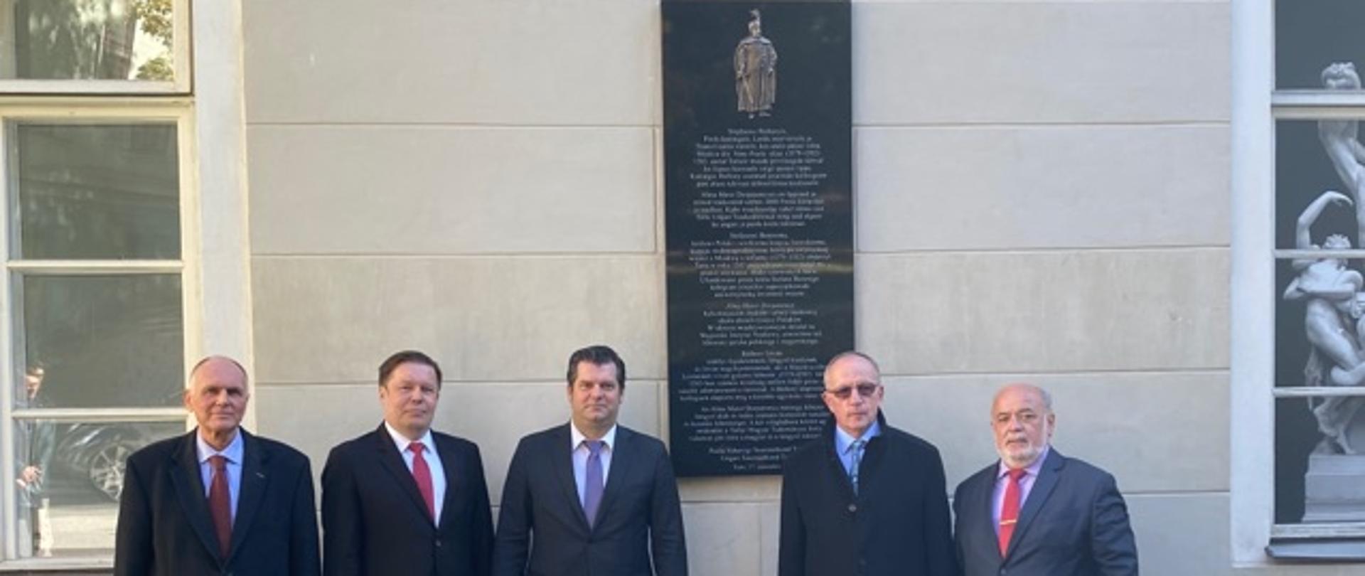 tablica Batorego w Tartu 1