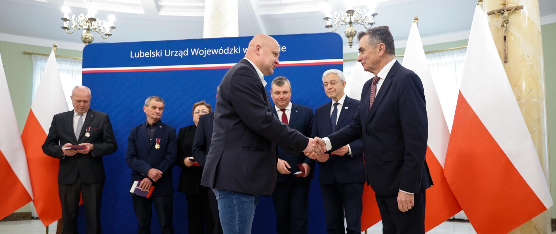 Ceremonia wręczenia odznaczeń państwowych i resortowych