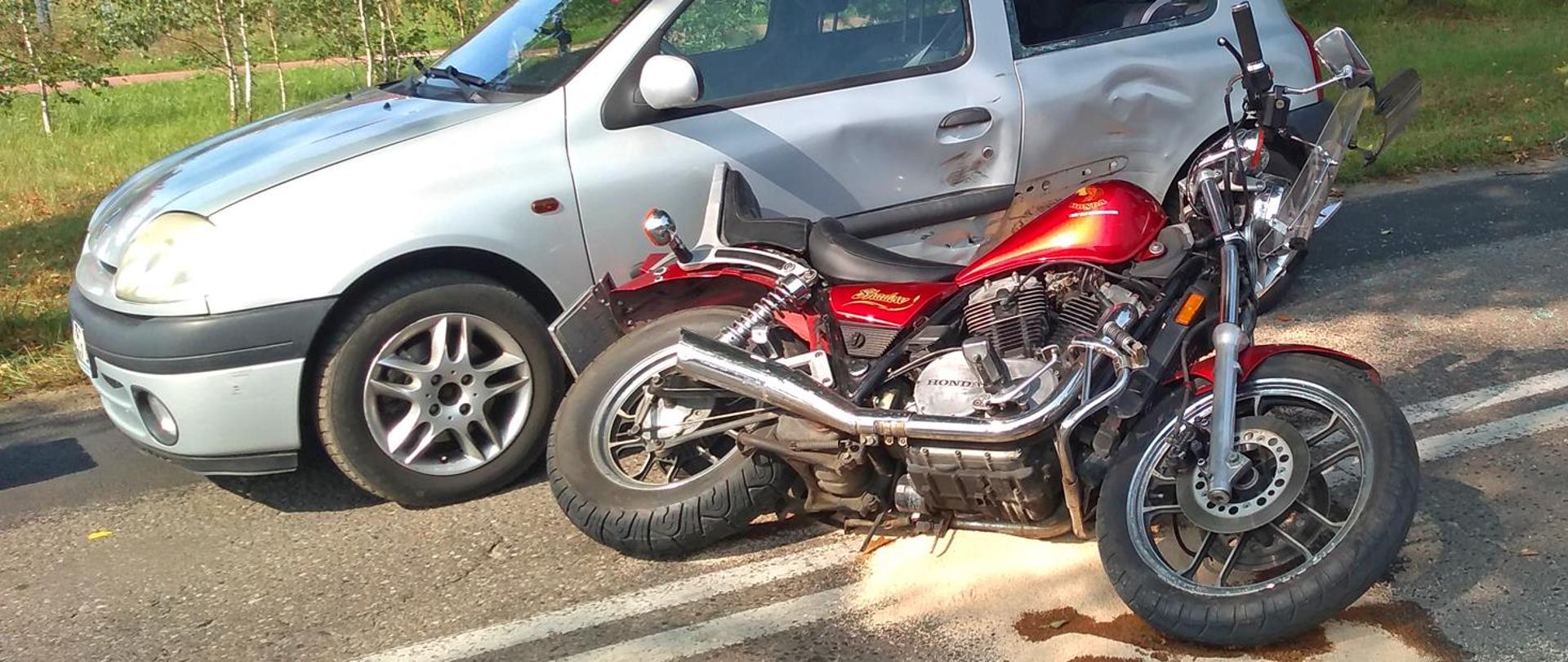Zderzenie samochodu osobowego z motocyklem