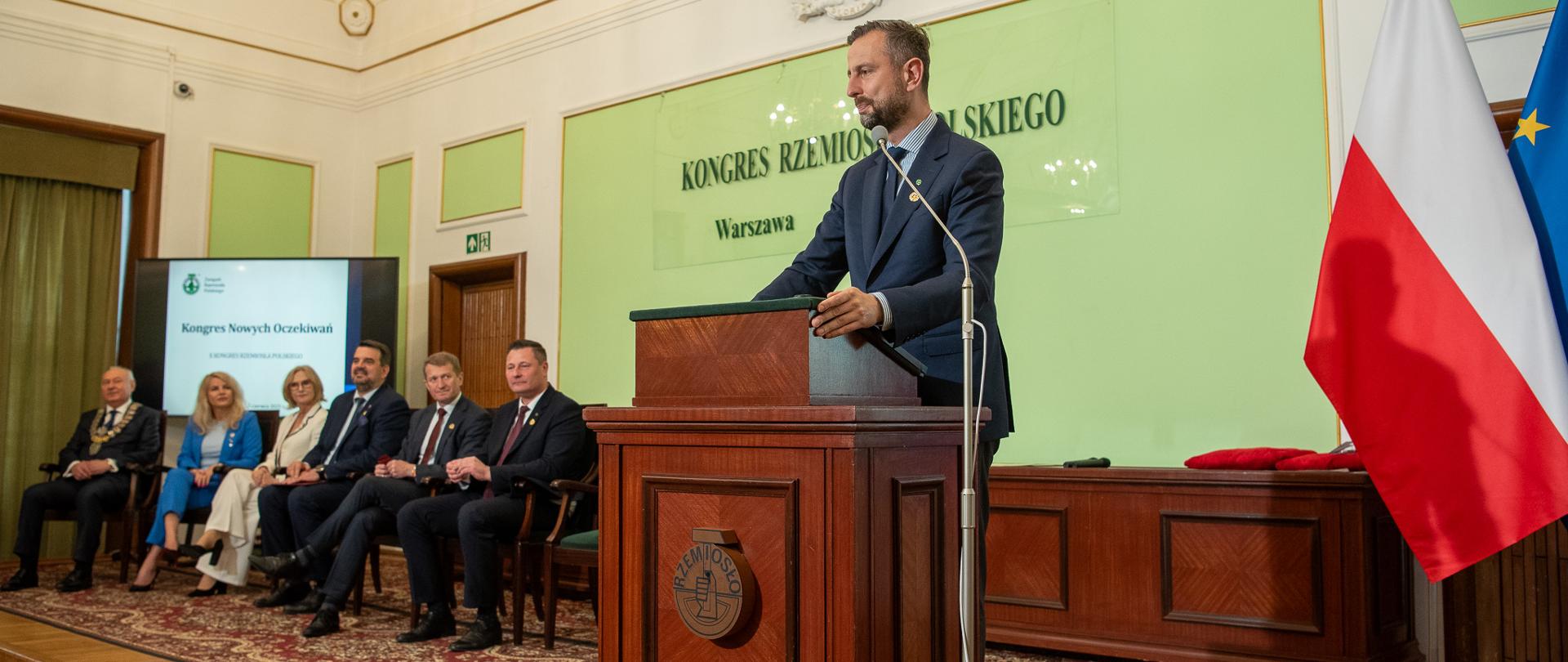 12 czerwca 2025 r. w Warszawie, Władysław Kosiniak-Kamysz, wicepremier-minister obrony narodowej wziął udział Kongresie Związku Rzemiosła Polskiego. Fot. Maciej Nędzyński/MON
