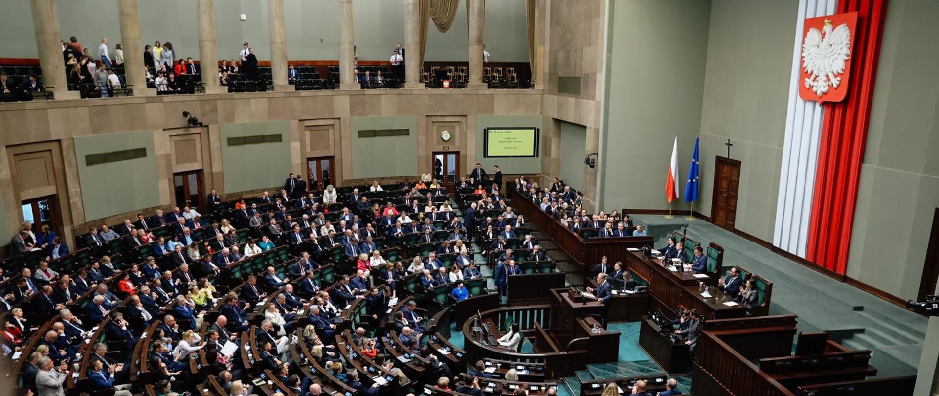 Premier Donald Tusk podczas przemówienia 