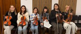 warsztaty skrzypcowe - uczniowie uczą się nowych technik i pogłębiają wiedzę - 27.11.2025