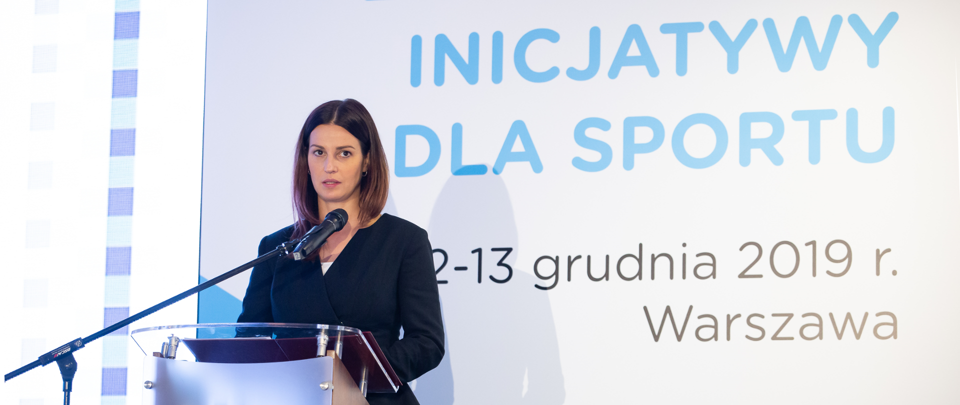 Minister Danuta Dmowska-Andrzejuk podczas konferencji na PGE Narodowym