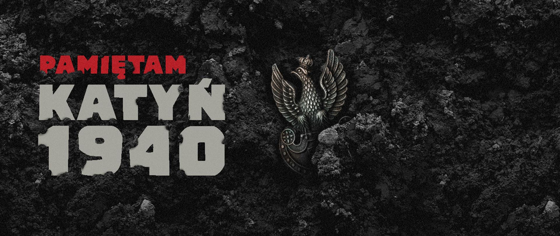 Obraz stanowi graficzny hołd dla ofiar zbrodni katyńskiej z 1940 roku. Na tle ciemnej, ziemistej faktury – przypominającej zbiorowy grób – widnieje wyrazisty napis:
„PAMIĘTAM KATYŃ 1940”
– słowo „PAMIĘTAM” zostało wyróżnione czerwonym kolorem, co podkreśla osobisty, emocjonalny wymiar pamięci. Pozostała część napisu – w masywnym, jasnoszarym kroju pisma – niesie powagę i siłę przekazu.
Po prawej stronie, częściowo zatopiony w ziemi, znajduje się orzeł wojskowy – symbol Wojska Polskiego i niepodległości. Jego obecność w tym kontekście jednoznacznie nawiązuje do tragicznego losu polskich oficerów zamordowanych przez NKWD w Katyniu i innych miejscach kaźni.
Minimalizm kompozycji i surowa paleta barw (czerń, szarość, czerwień) wzmacniają nastrój żałoby i pamięci. To obraz pełen godności, oddający hołd ofiarom oraz wyrażający sprzeciw wobec przemilczenia zbrodni.