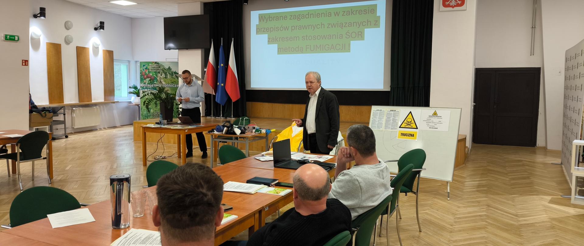 Widok sali szkoleniowej i uczestników szkolenia