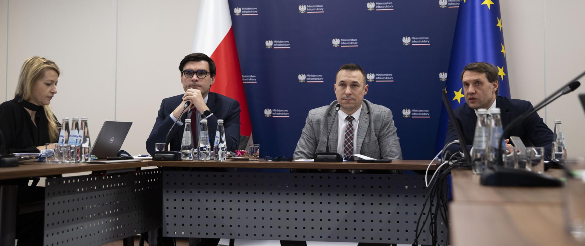 Rozmowa wiceministra Pawła Gancarza z dyrektor Dyrekcji Generalnej ds. Mobilności i Transportu w Komisji Europejskiej