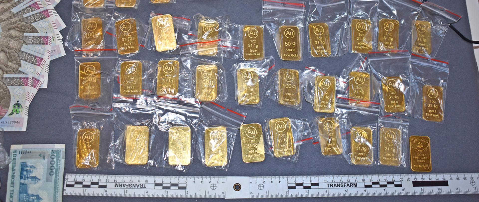 Uderzenie Podlaskiego pionu PZ PK w zorganizowaną grupę przestępczą, która przemyciła do Polski papierosy o wartości prawie 440 milionów złotych