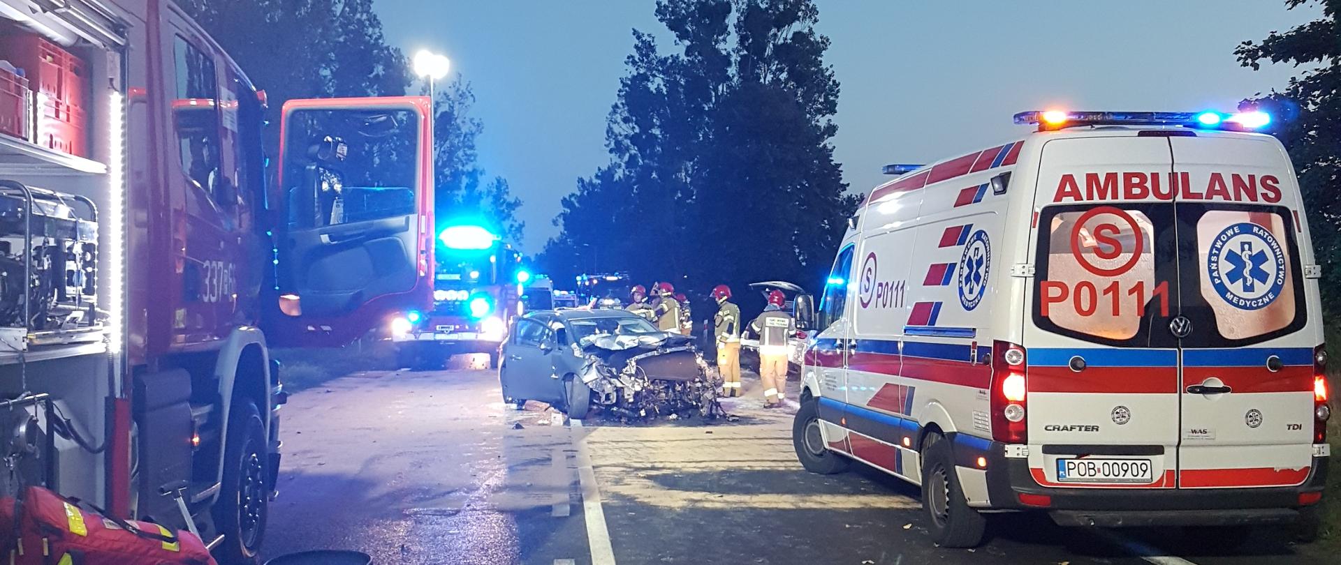 Wypadek drogowy z udziałem czterech pojazdów osobowych na trasie Poznań - Oborniki