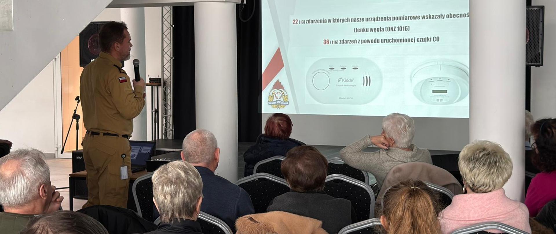 spotkanie edukacyjne z seniorami