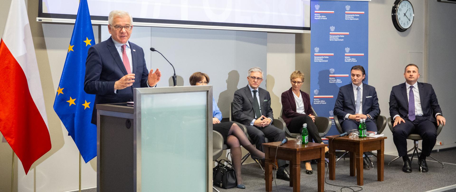 #PracaDlaPolski - minister Jacek Czaputowicz podsumował trzy lata pracy MSZ