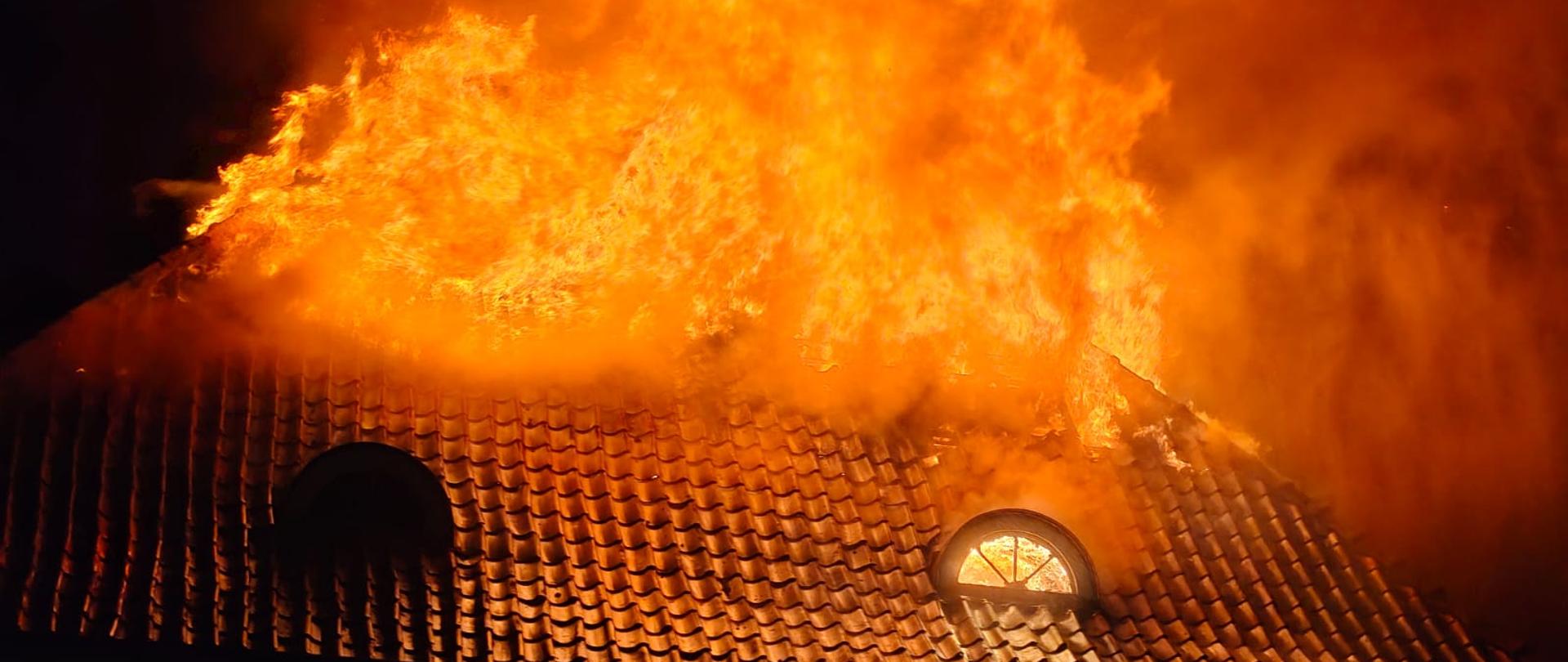 Pożar budynku mieszkalnego