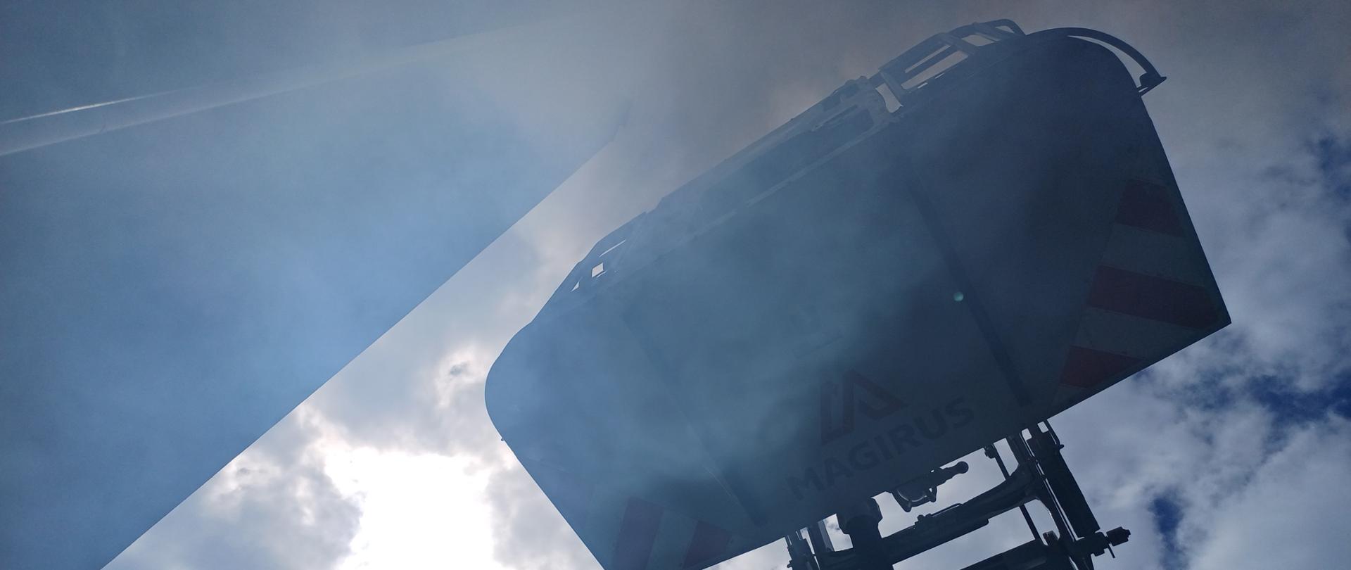 Ćwiczenia strażaków w Urzędzie Wojewódzkim.