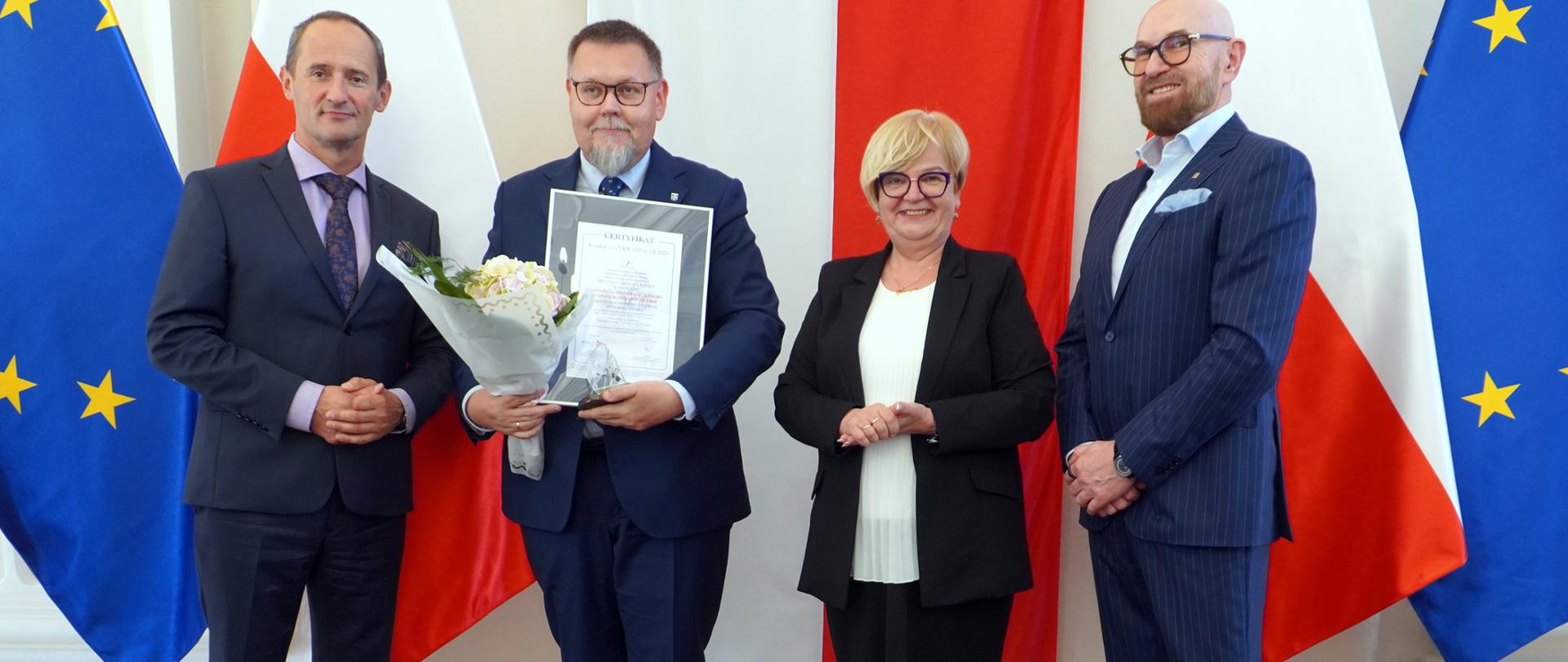 Zdjęcie przedstawia uczestników gali Lodołamacze 2025