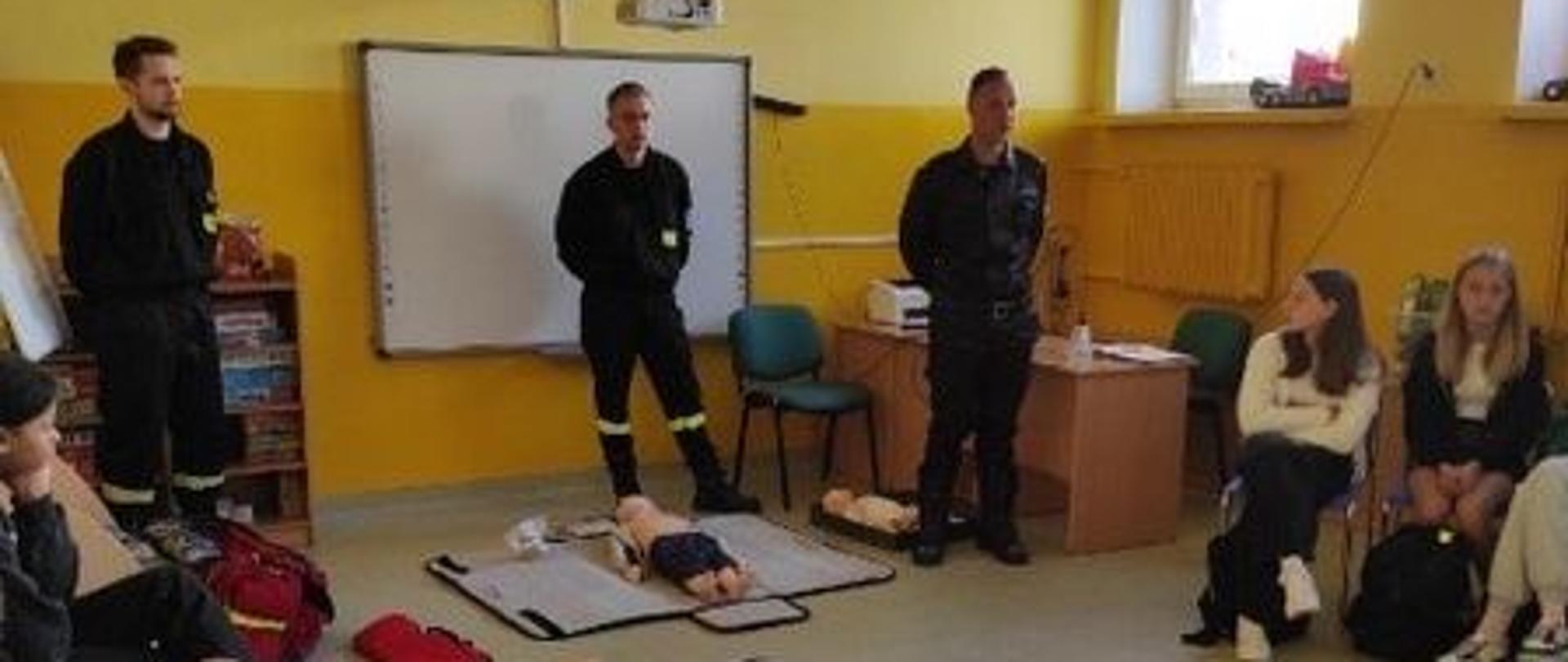 Spotkanie edukacyjne w Szkole Podstawowej nr 4 w Mławie.