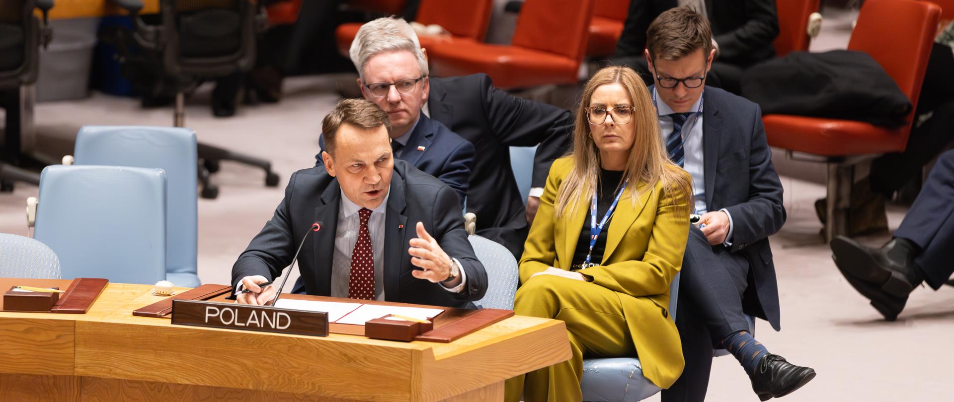 Foreign Minister Radosław Sikorski deliveres speech at UN Security Council 