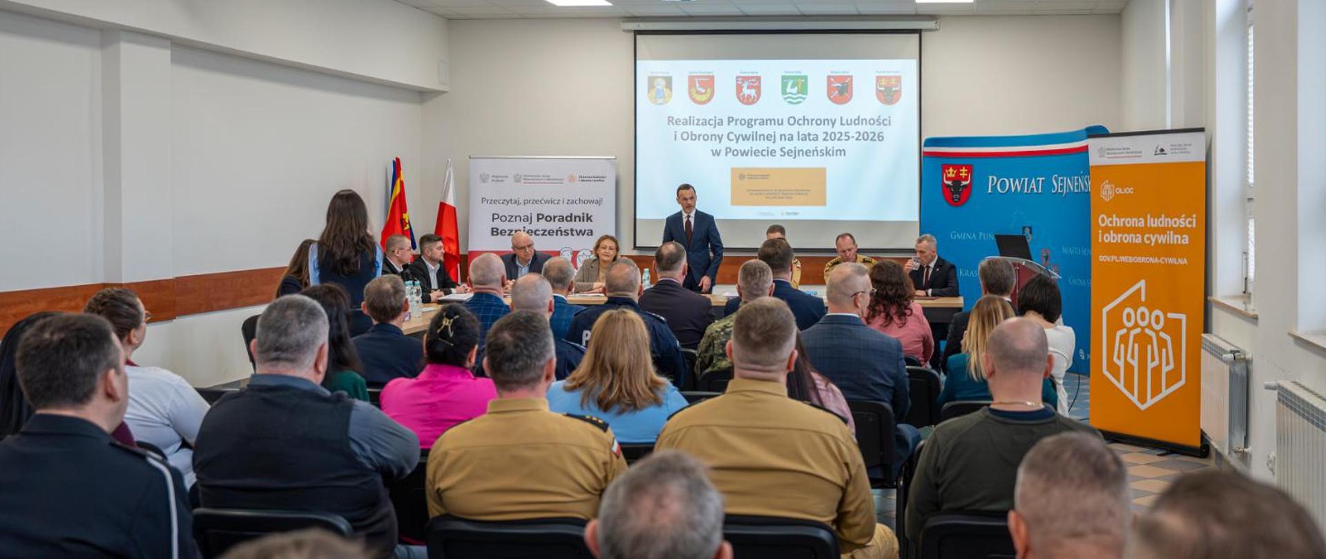 Spotkanie wojewody podlaskiego z przedstawicielami jednostek samorządu terytorialnego w Sejnach