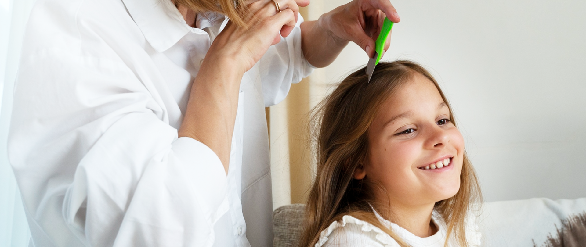 kontrola włosów dziecka w przypadku podejrzenia wszawicy