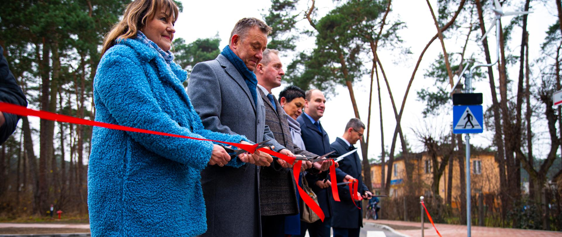 Uroczyste przecięcie wstęgi 