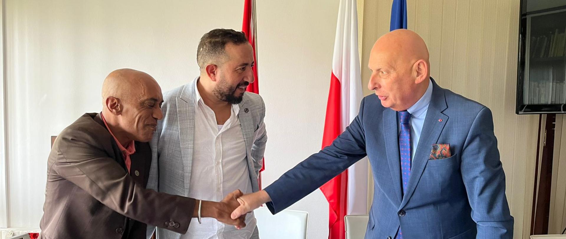 Signature du contrat de coopération avec l’Association ESSALAM pour l’Intégration des Handicapés (AEIH) dans le cadre de l'aide polonaise