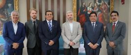 Visita del encargado de negocios a.i. Oskar Grądziel en la la Universidad Católica de Santa María en Arequipa