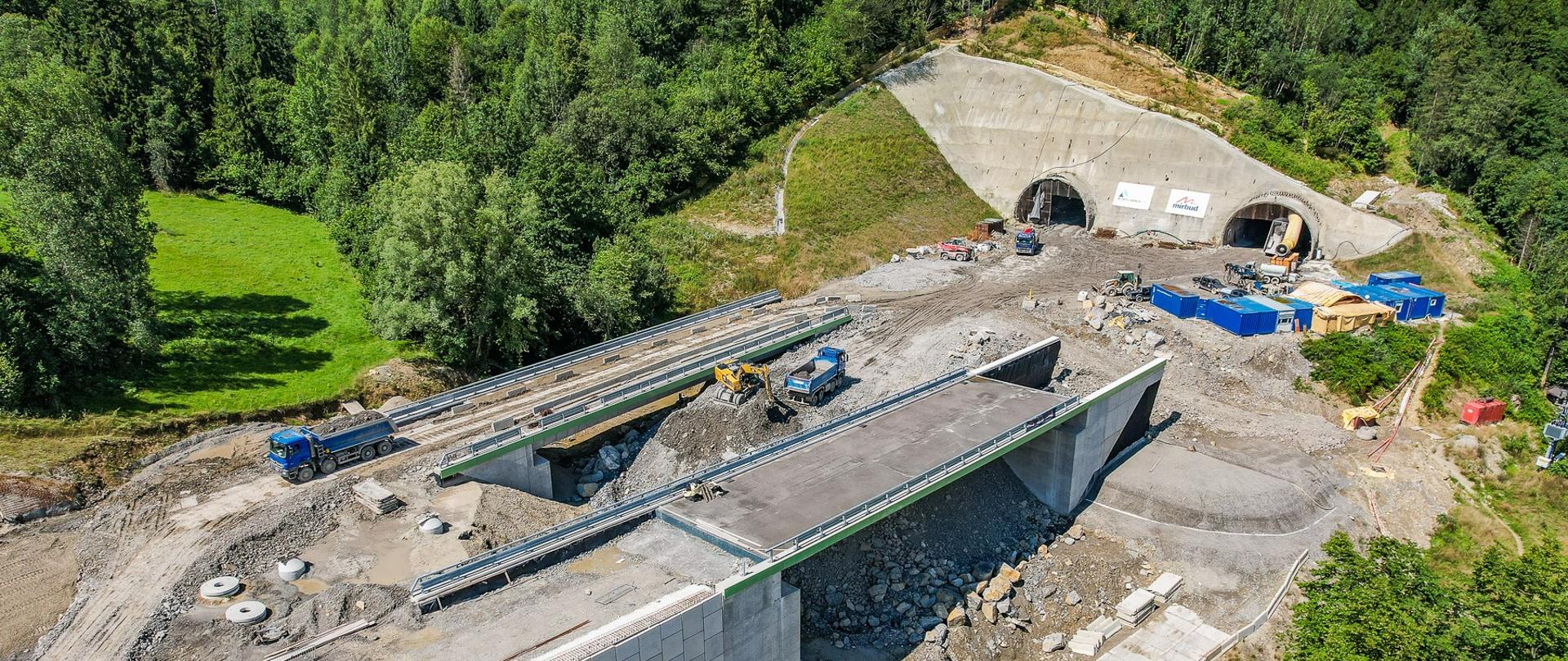 Widok na tunel TD-2.2 od strony południowej i obiektu MD-3
