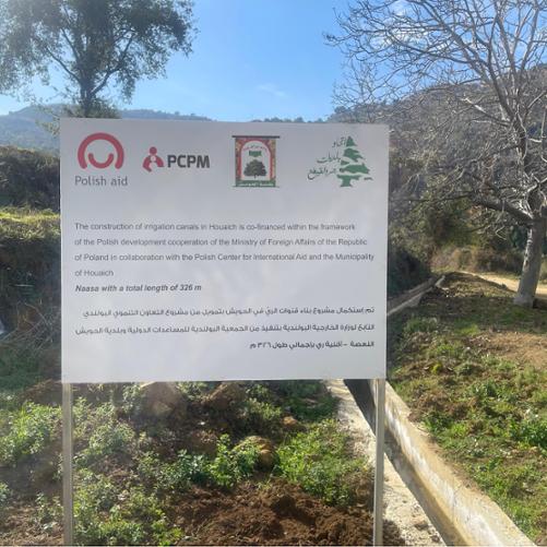 Tablica przy kanale irygacyjnym w Hweish