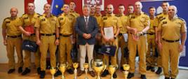 Gratulacje dla strażaków