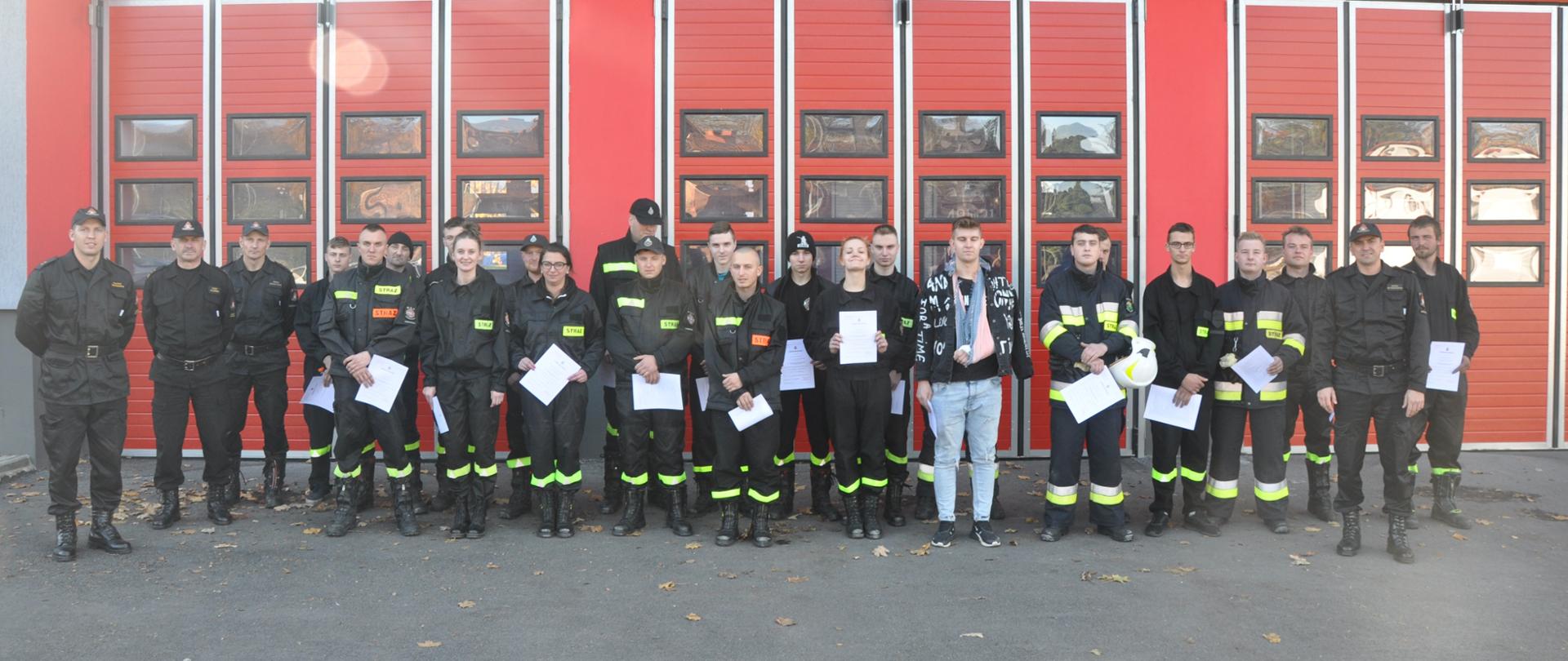 Zakończenie kursu podstawowego strażak ratownik