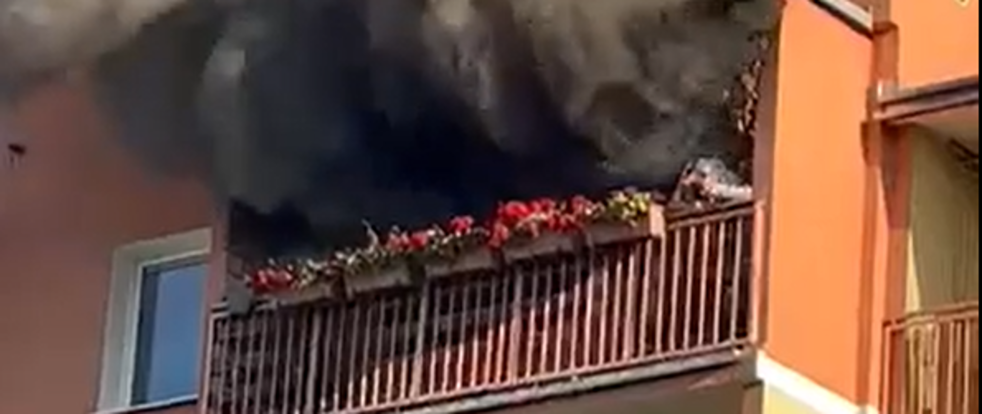 Pożar mieszkania w bloku wielorodzinnym