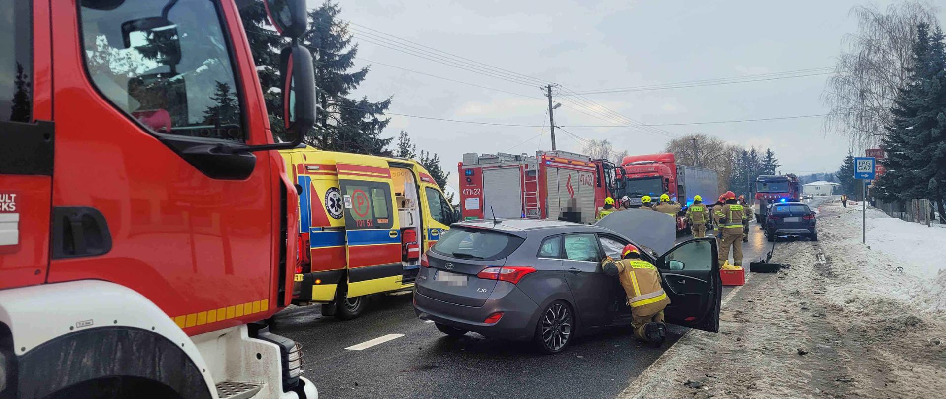 Wypadek samochodowy w miejscowości Andruszkowice 