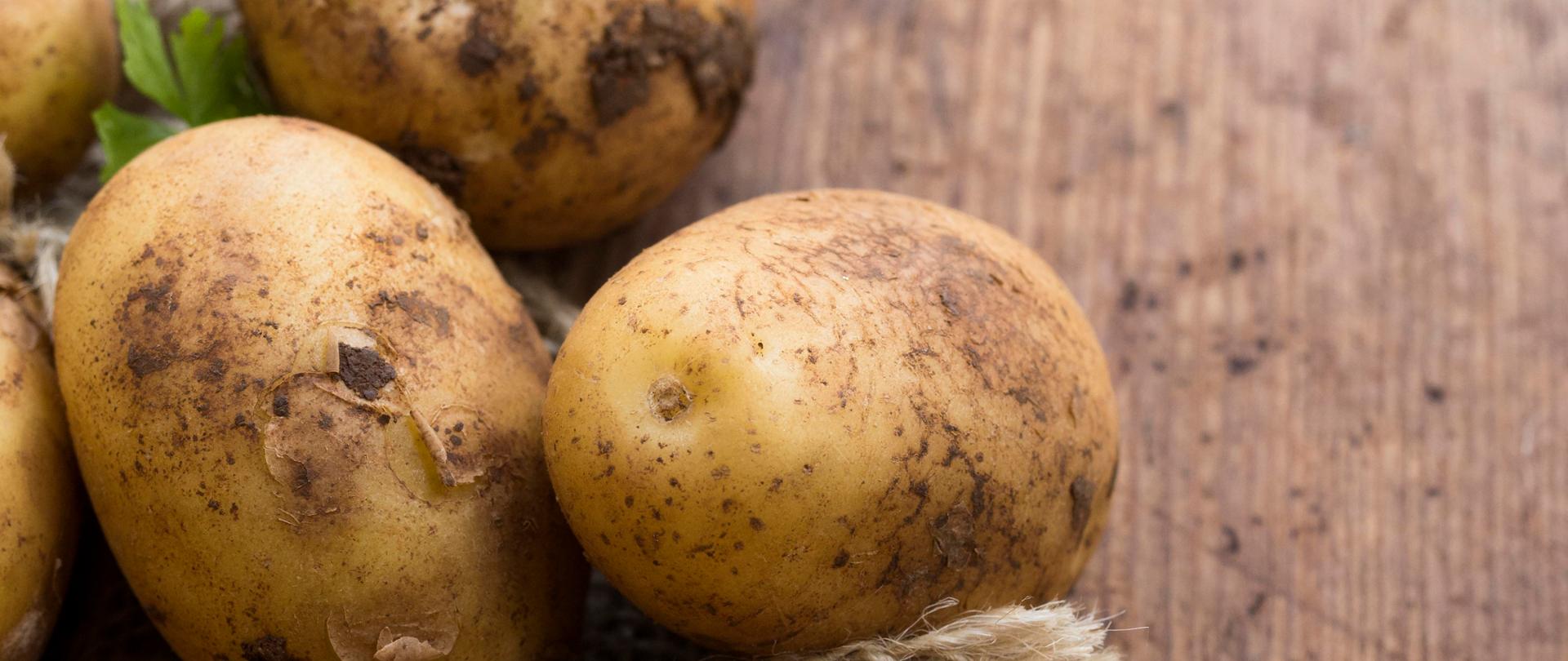 Kilka bulw ziemniaka