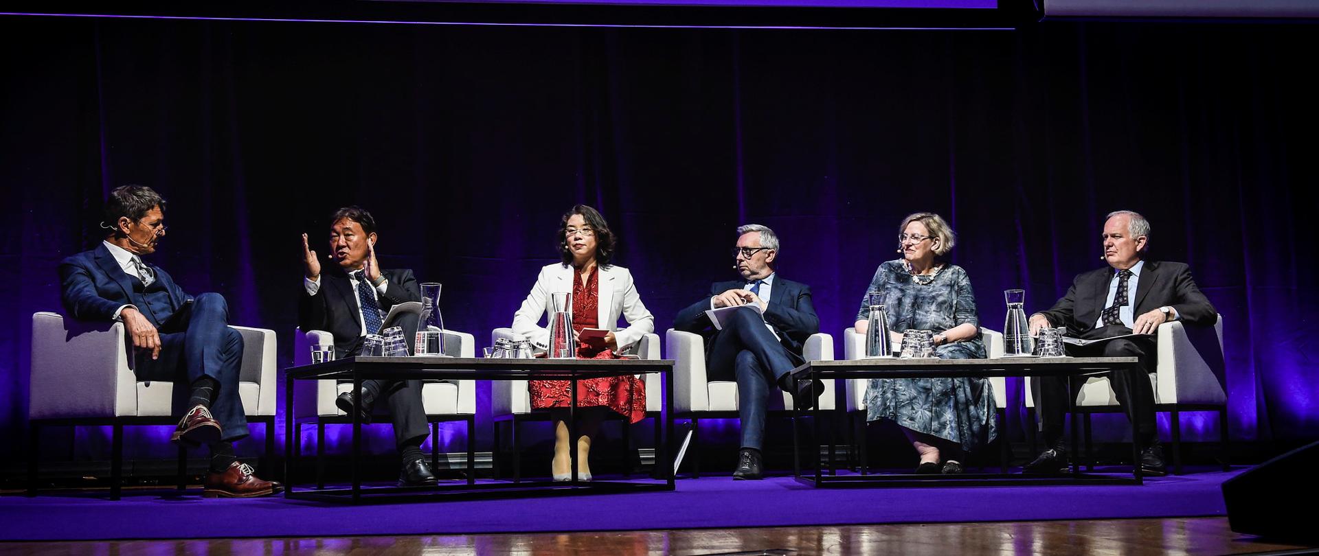 Srebrna polityka Kuberski