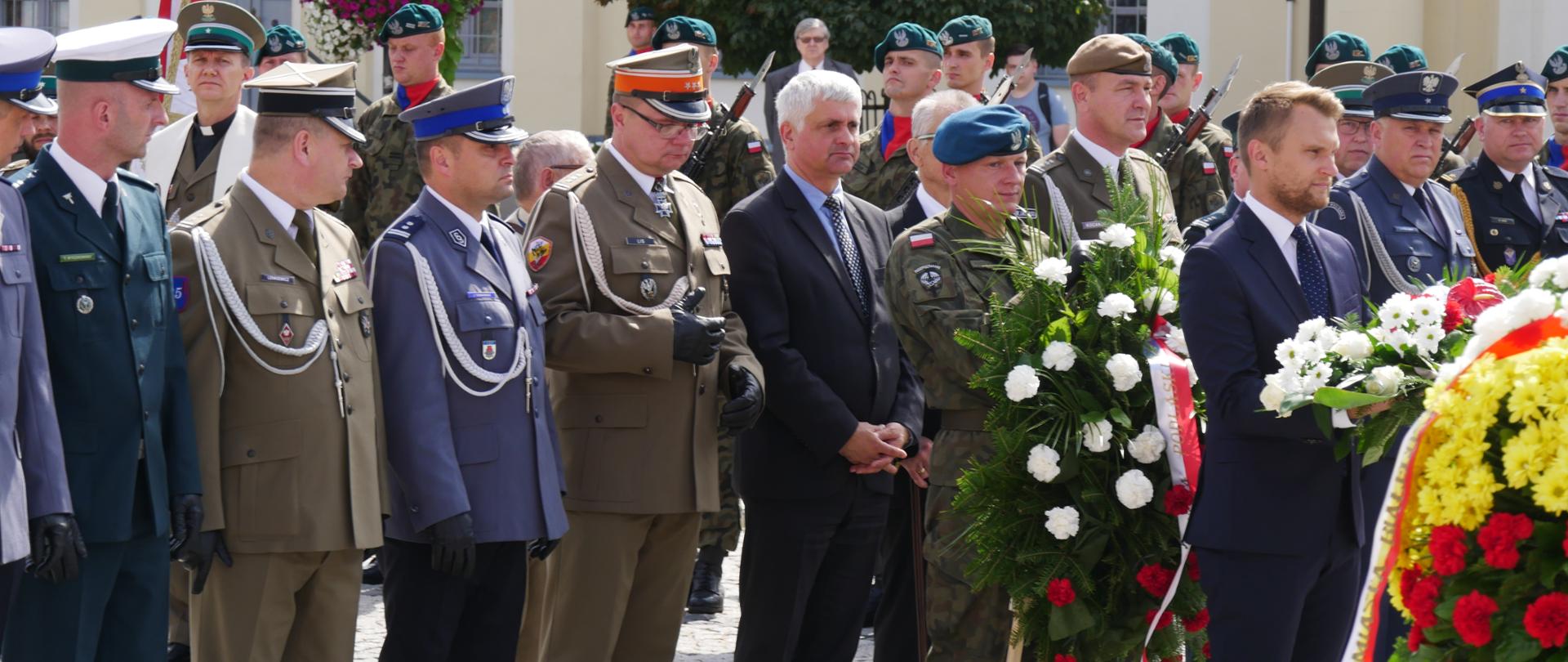 Wojewoda podlaski uczcił 99. rocznicę bitwy z bolszewikami z 1920 roku