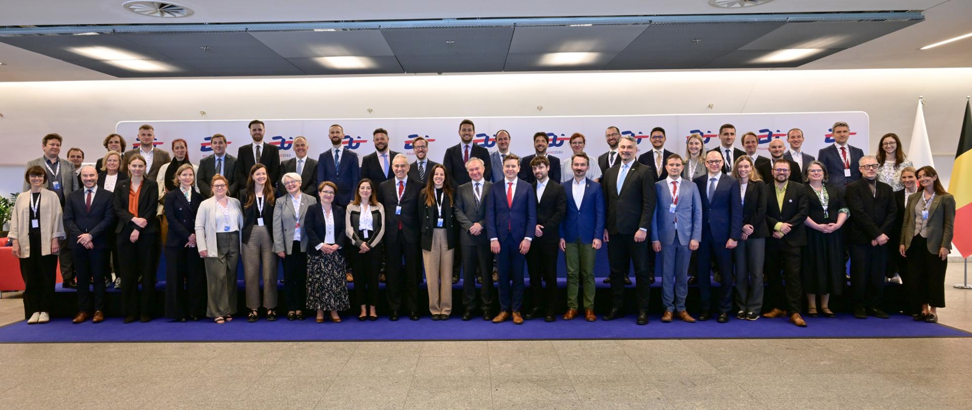 Warsaw, Poland, 27 May 2025. Informal meeting of the Horizontal Working Party on Enhancing Resilience and Countering Hybrid Threats (HWP ERCHT) at PGE Narodowy in Warsaw. Family photo.
