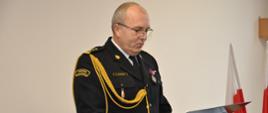 Na zdjęciu Komendant Powiatowy PSP w Rypinie st. bryg. mgr inż. Grzegorz Łydkowski w trakcie przemówienia.