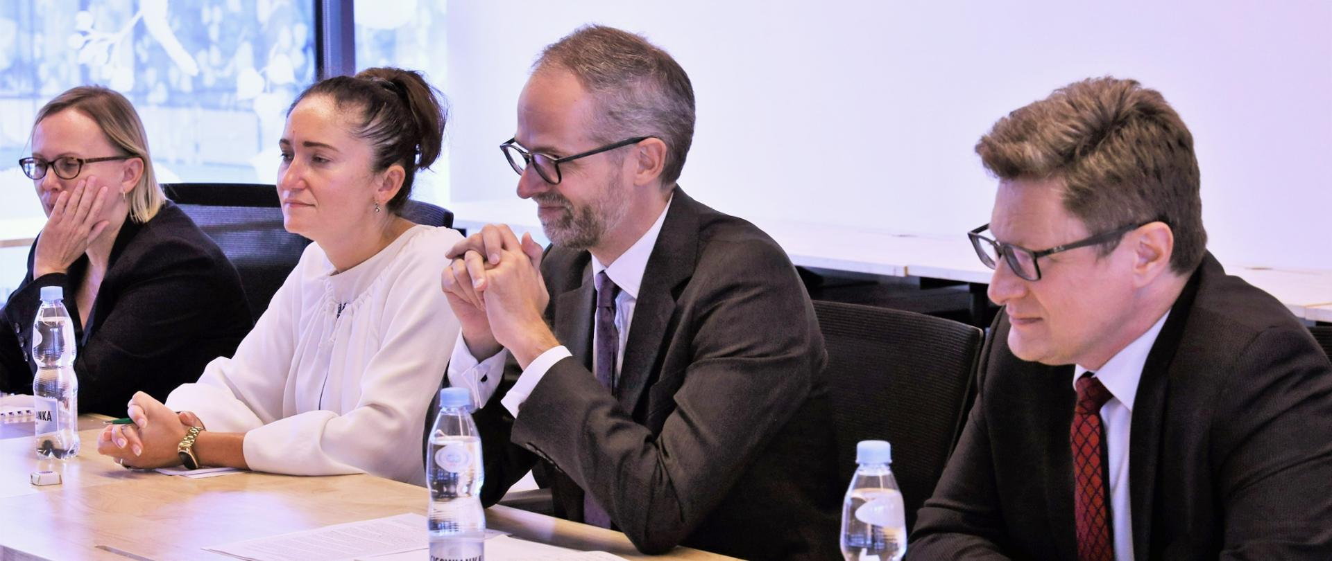 Wiceminister Adam Guibourgé-Czetwertyński na spotkaniu z delegacją Kongresu USA