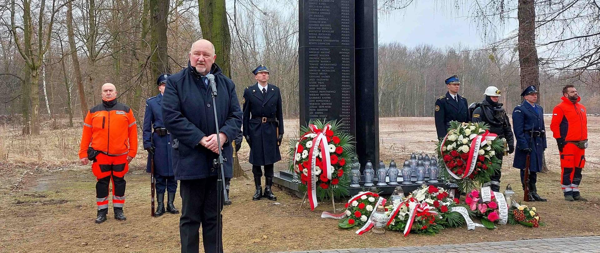 Uroczystości 17. rocznicy zawalenia się hali Międzynarodowych Targów Katowickich 