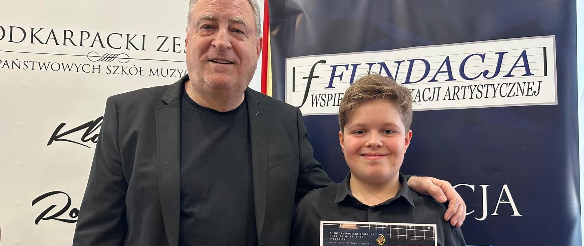 Mikołaj Piątek, uczeń klasy akordeonu wraz z naucz. Zdzisława Szymczyka podczas XI Ogólnopolski Konkurs Kultury Muzycznej