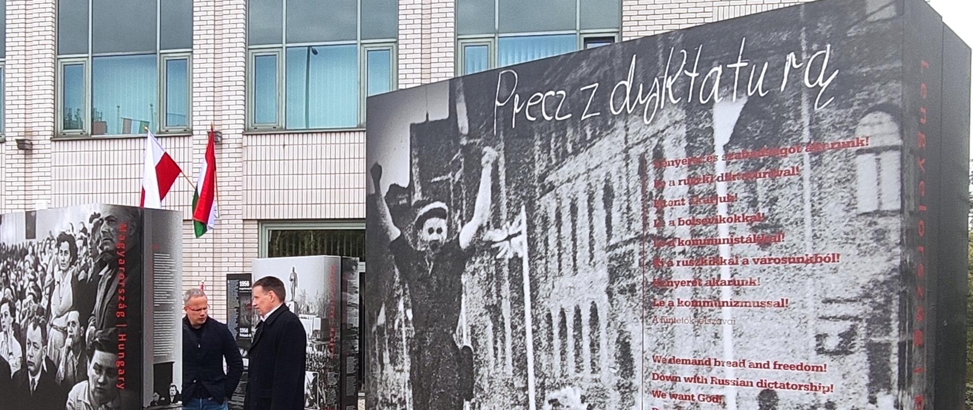 "1956 Lengyelország - Magyarország. Történelem és emlékezet" címu kiállítása Budapesten (2022. október 21.)