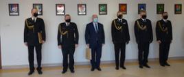 Na zdjęciu funkcjonariusze podczas uroczystej zbiórki z okazji zdania obowiązków Komendanta Powiatowego PSP