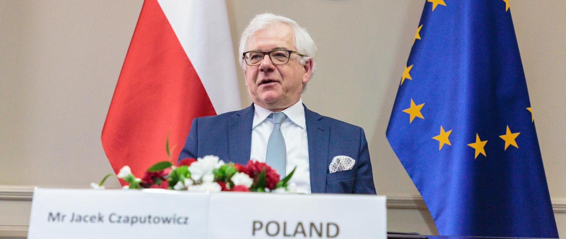 Minister Jacek Czaputowicz