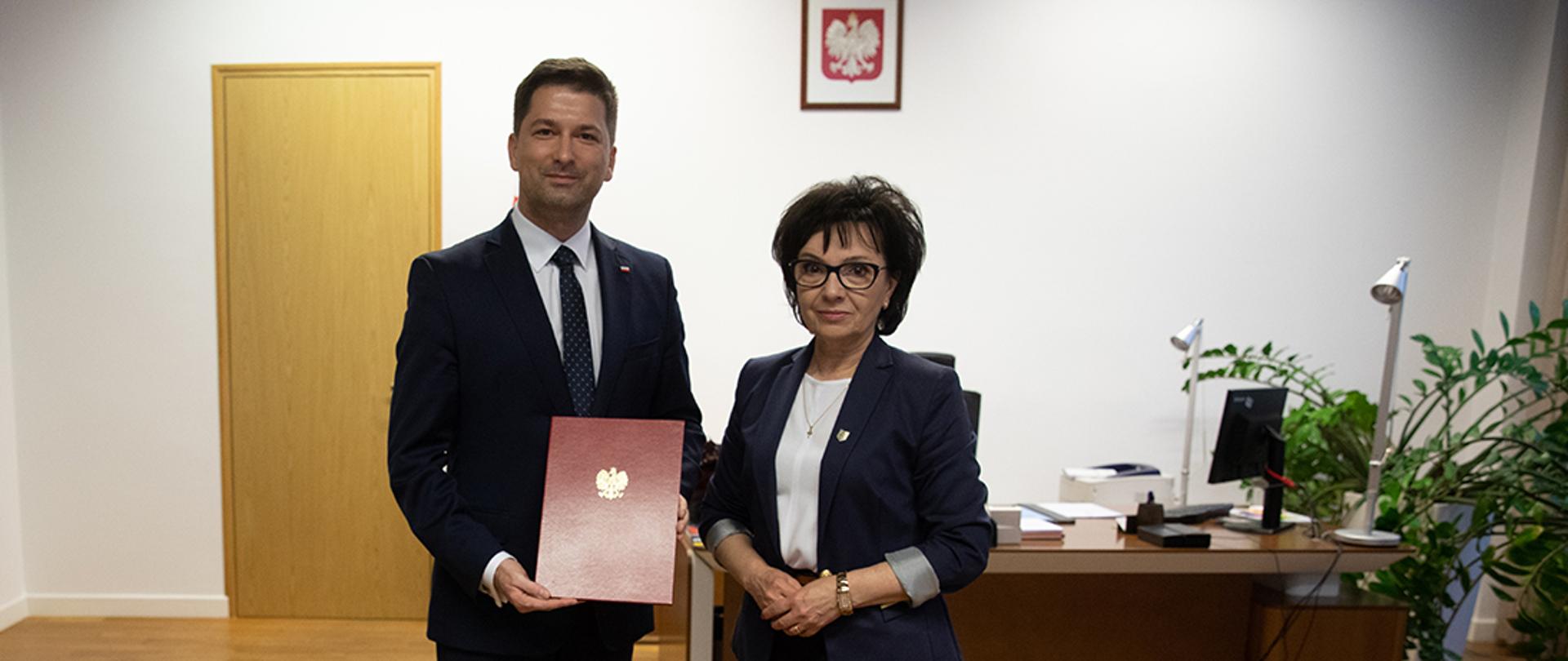 Minister Elżbieta Witek i wiceminister Sylwester Tułajew